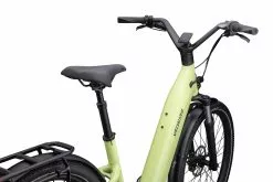 Specialized Turbo Como 4.0 IGH 32 Specialized Turbo Como 4.0 IGH -MAASTOPYÖRÄT myymälä 90422 41 COMO 40 IGH LMSTN BLKREFL D1 POV