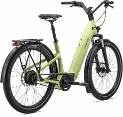 Specialized Turbo Como 4.0 IGH 35 Specialized Turbo Como 4.0 IGH -MAASTOPYÖRÄT myymälä 90422 41 COMO 40 IGH LMSTN BLKREFL RDSQ