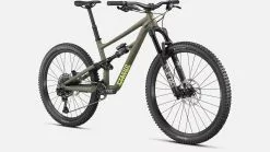 Specialized Status 140 (2022) -MAASTOPYÖRÄT myymälä 93722 70 STATUS 140 OAKGRN LMSTN FDSQ