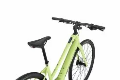 Specialized Turbo Vado SL 4.0 Step-Through 19 Specialized Turbo Vado SL 4.0 Step-Through -MAASTOPYÖRÄT myymälä 93921 50 VADO SL 40 ST LMSTN BLKREFL D1 POV