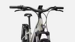 Specialized Vado 3.0 IGH Step-Through -MAASTOPYÖRÄT myymälä 95322 62 VADO 30 IGH ST WHTMTN BLKREFL D3 HT