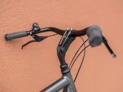 Trek District 2 Equipped (2023) -MAASTOPYÖRÄT myymälä District2Equipped 21 33493 A Alt8