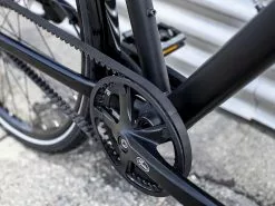 Trek District 3 Equipped (2023) -MAASTOPYÖRÄT myymälä District3Equipped 21 33495 A Alt2