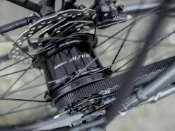 Trek District 4 Equipped (2023) 11 Trek District 4 Equipped (2023) -MAASTOPYÖRÄT myymälä District4Equipped 21 33497 A Alt2