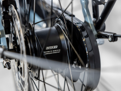 Trek District+ 3 Lowstep (2023) -MAASTOPYÖRÄT myymälä DistrictPlus3Lowstep500W 23 36797 B Alt6 1