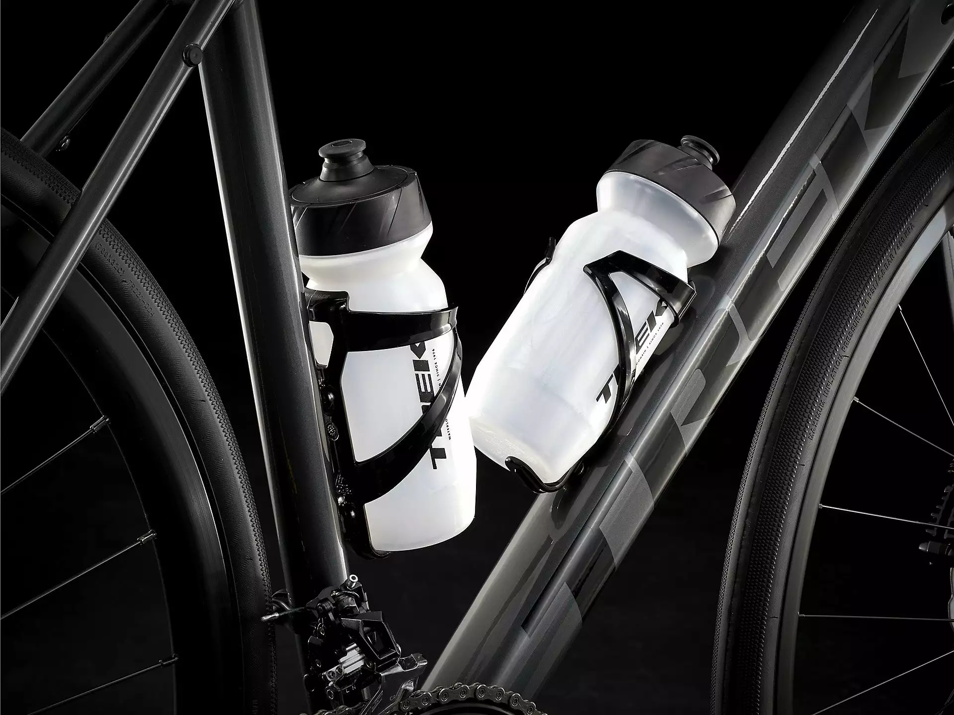 Trek Domane AL 5 Disc (2022) 13 Trek Domane AL 5 Disc (2022) - Image 11