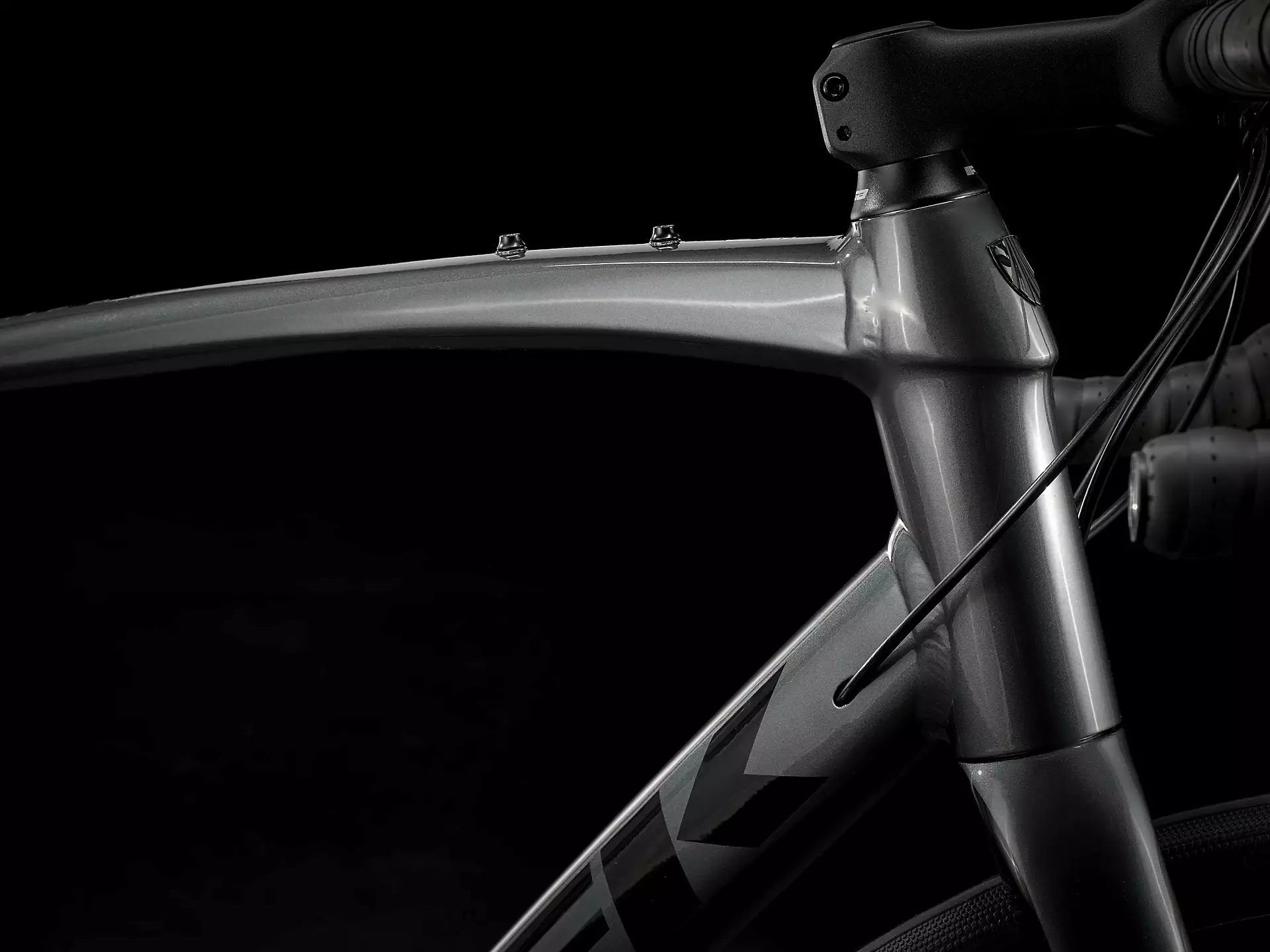 Trek Domane AL 5 Disc (2022) 6 Trek Domane AL 5 Disc (2022) - Image 4