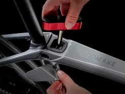 Trek Domane SL 7 Gen 4 (2023) -MAASTOPYÖRÄT myymälä DomaneSL7 23 36153 A Alt7