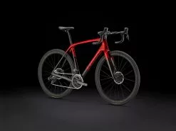 Trek Domane SLR 7 AXS Gen 4 (2023) 40 Trek Domane SLR 7 AXS Gen 4 (2023) -MAASTOPYÖRÄT myymälä DomaneSLR7eTap 23 37356 D Portrait