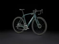 Trek Domane SLR 7 AXS Gen 4 (2023) 46 Trek Domane SLR 7 AXS Gen 4 (2023) -MAASTOPYÖRÄT myymälä DomaneSLR7eTap 23 37356 E Portrait