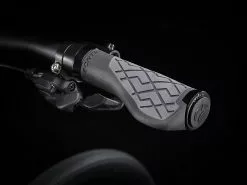 Trek Dual Sport 3 Gen 5 (2023) 35 Trek Dual Sport 3 Gen 5 (2023) -MAASTOPYÖRÄT myymälä DualSport3 23 36826 C Alt2