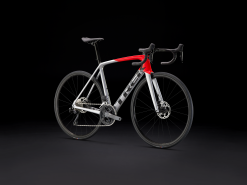 Trek Émonda SL 6 Di2 (2023) -MAASTOPYÖRÄT myymälä EmondaSL6 23 36958 B Portrait 1