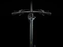 Trek FX 2 Disc Stagger (2023) -MAASTOPYÖRÄT myymälä FX2DiscStagger 22 35004 A Alt3