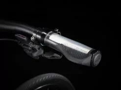 Trek FX 3 Disc (2023) -MAASTOPYÖRÄT myymälä FX3Disc 22 35021 B Alt2