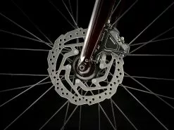 Trek FX Sport 5 (2023) 19 Trek FX Sport 5 (2023) -MAASTOPYÖRÄT myymälä FXSport5Carbon 22 35786 B Alt4