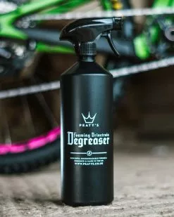 Peaty's Drivetrain Degreaser Rasvanpoistosuihke -MAASTOPYÖRÄT myymälä FoamingDegreaserAmazon 5 2048x c46f1a86 b482 44a6 96c9 6ae16177e86c