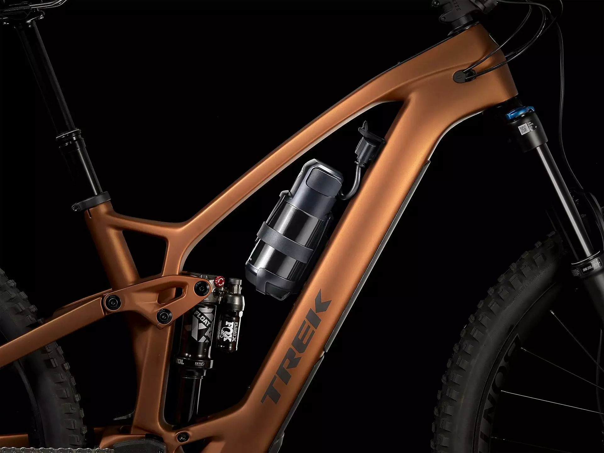 Trek Fuel EXe 9.7 (2023) 17 Trek Fuel EXe 9.7 (2023) - Image 15