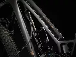 Trek Fuel EXe 9.8 XT (2023) -MAASTOPYÖRÄT myymälä FuelEXe98XT 23 36375 A Alt4 1