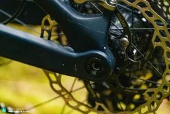 Orbea Rise M20 (2021) 11 Orbea Rise M20 (2021) -MAASTOPYÖRÄT myymälä Orbea Rise E Mountainbike Review 20 1536x1024 1