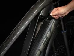 Trek Powerfly 7 Equipped (2022) 16 Trek Powerfly 7 Equipped (2022) -MAASTOPYÖRÄT myymälä PowerflySport7EQ 22 35445 A Alt2