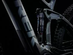 Trek Rail 7 Gen 3 (2023) -MAASTOPYÖRÄT myymälä Rail7DeoreXT 23 36792 A Alt7