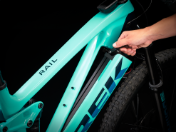 Trek Rail 9.7 Gen 2 (2023) -MAASTOPYÖRÄT myymälä Rail97SLXXT 22 35037 A Alt3