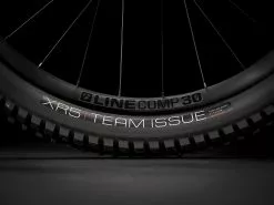 Trek Slash 7 (2022) -MAASTOPYÖRÄT myymälä Slash7DeoreXT 22 35065 A Alt5