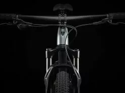 Trek X-Caliber 8 (2022-2023) 32 Trek X-Caliber 8 (2022-2023) -MAASTOPYÖRÄT myymälä XCaliber8 22 35069 A Alt7