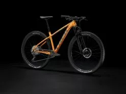 Trek X-Caliber 9 (2022-2023) -MAASTOPYÖRÄT myymälä XCaliber9 22 35112 B Portrait
