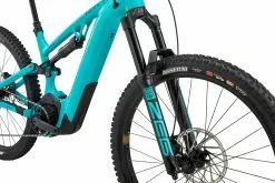 Whyte E-160 S 29er V1 -MAASTOPYÖRÄT myymälä e 160S29TurquoiseFrontDetail d97567ff 30e1 405b 9567 dd07d07f801d jpg