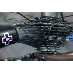 Muc-Off Drivetrain Puhdistusharja 7 Muc-Off Drivetrain Puhdistusharja -MAASTOPYÖRÄT myymälä muc off muc off drivetrain detailing brush jpg