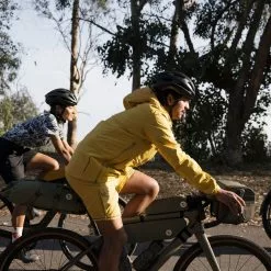 Specialized Fjällräven Runkolaukku 15 Specialized Fjällräven Runkolaukku -MAASTOPYÖRÄT myymälä square mood ss22 s f willsaunders la 1049 exp 2027 03 01