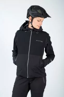 Endura Naisten MT500 Vedenpitävä Pyöräilytakki 23 Endura Naisten MT500 Vedenpitävä Pyöräilytakki -MAASTOPYÖRÄT myymälä unnamed 4eb95660 0031 4974 9f4e 927695c086b2